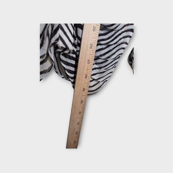 Tanya Taylor Women's Ryann Zebra Print Blouse Large Silk Semi-Sheer Animal - Picture 7 of 8